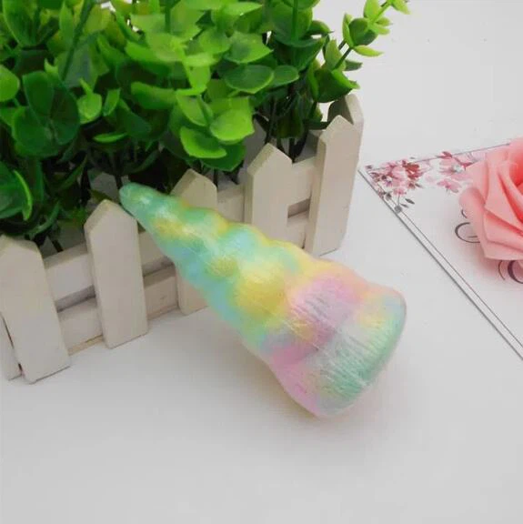 Large Magic Unicorn Horm Bath Bomb